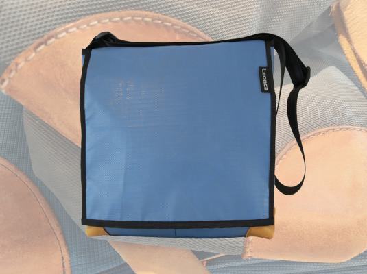 Upcycling bag made from a used gym mat and leather, the interior is made of tarpaulin